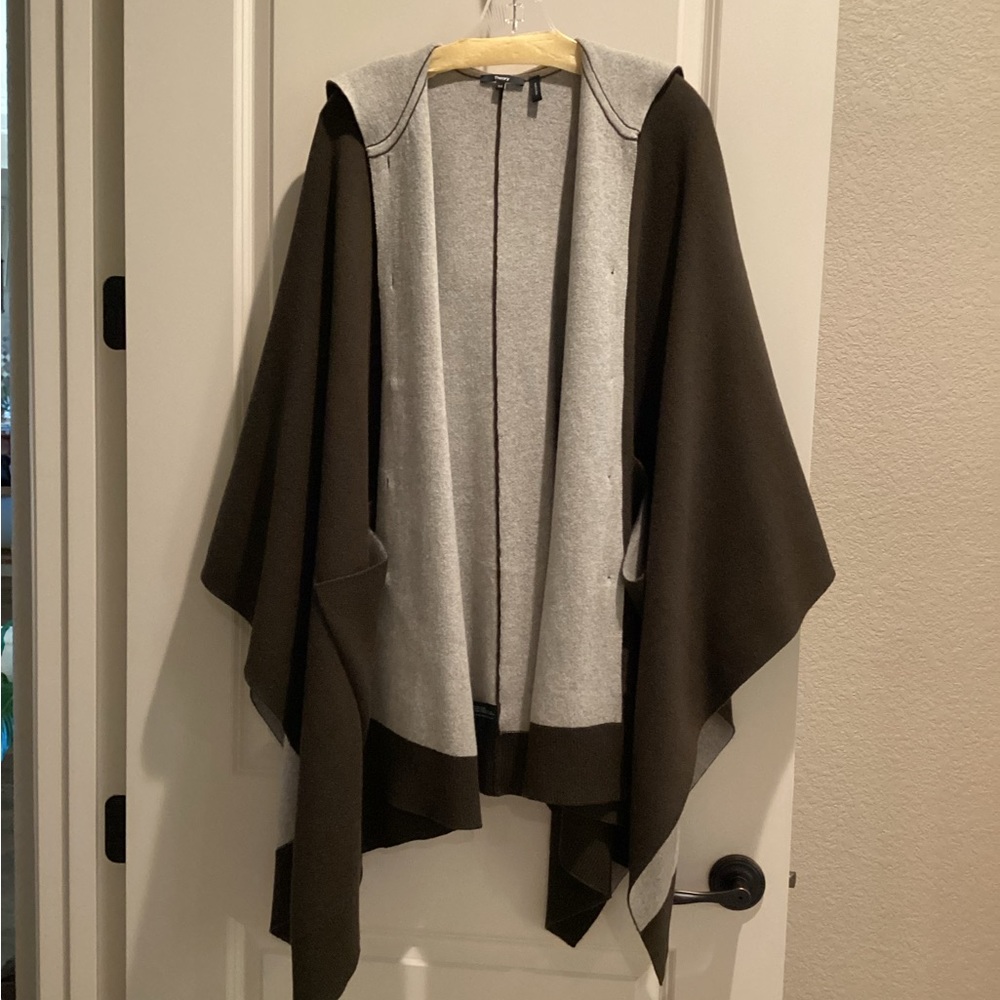 Theory Poncho - Picture 4 of 14